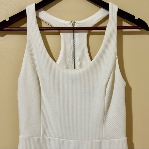 Dynamite| NEW White Sleeveless Racerback Shift Mini Dress Sz S NWT - Picture 2 of 7